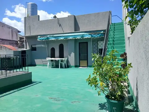 CASA PH 4 AMBIENTES VILLA BALLESTER PATIO TERRAZA