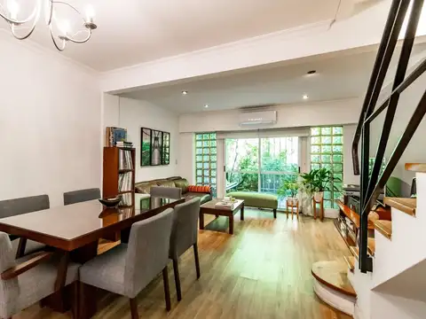 Depto Tipo Casa 4 ambientes con 2 baños