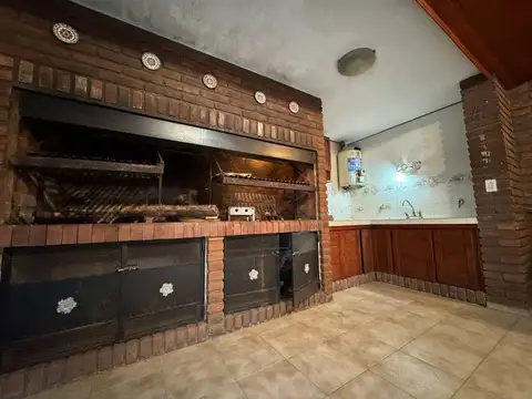 Casa en Venta en Berazategui, USD 124.900