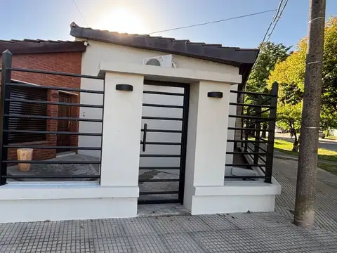 CASA EN VENTA EN BRAGADO