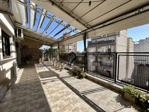 Ramon Falcon 2800, Piso 8