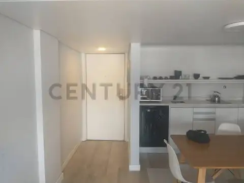 Suipacha 1200, Piso 0