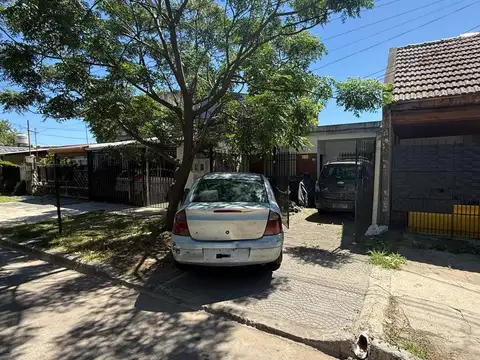 Venta Casa - en Hurlingham