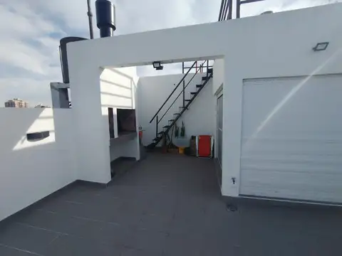 Depto Tipo Casa en Venta 4 años