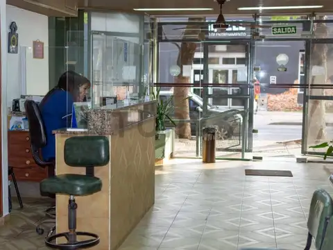 Machado 1000, Piso 0