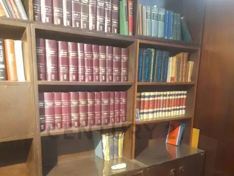 Oficina en Venta 64 años