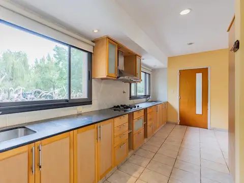 calle 458 y 138 Barrio los Ceibos