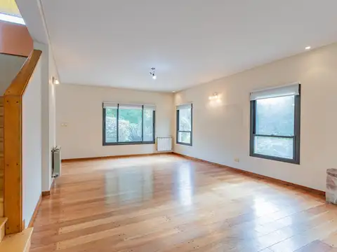 Casa en  venta en Barrio Los Ceibos City Bell