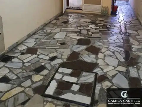Casa en alquiler c/ cochera en Caseros