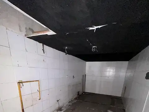 Local en Venta 40 años