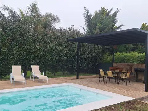 Casa 4 ambientes con 3 baños