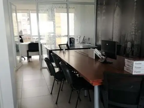 Oficina Monoambiente con 2 baños