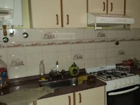 Depto Tipo Casa 3 ambientes con 2 baños