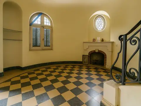 Local en Alquiler 105 años