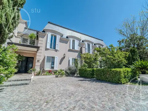 Casa en Venta de 6 dormitorios