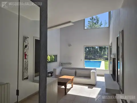 Casa en Alquiler en Villanueva, USD 2.000