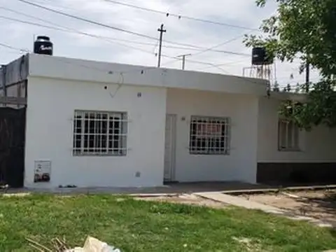 Venta de casa 2 dormitorios Villa Constitución