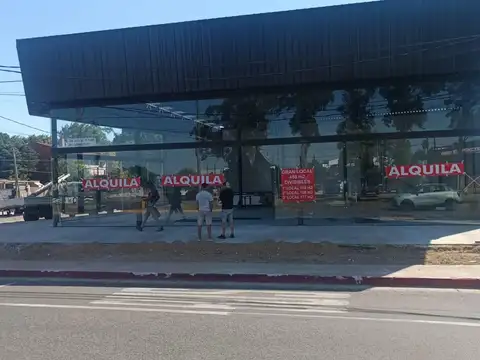 Av. Antonio Lussich esq. Albatros