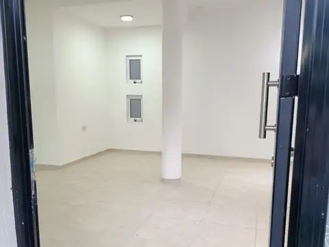 Local en Alquiler en Noreste, $ 410.000