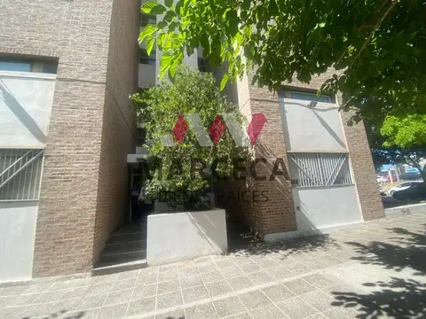 DR RAMON 300, Piso PB