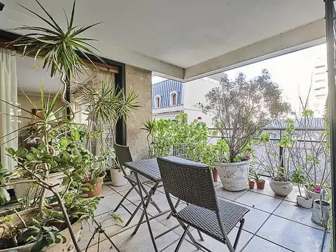 Departamento en Venta con 1 cocheras