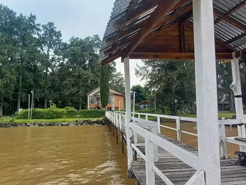 Casa 3 ambientes con 2 baños