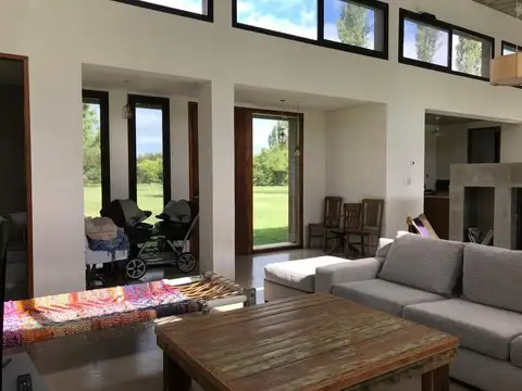 Casa en Venta en Estancia Benquerencia Farm Club, USD 310.000