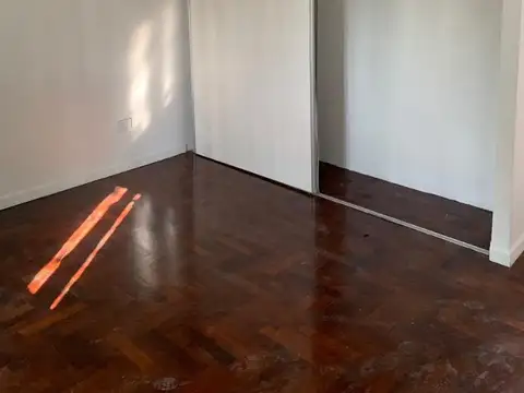 Depto Tipo Casa en Venta con 2 cocheras