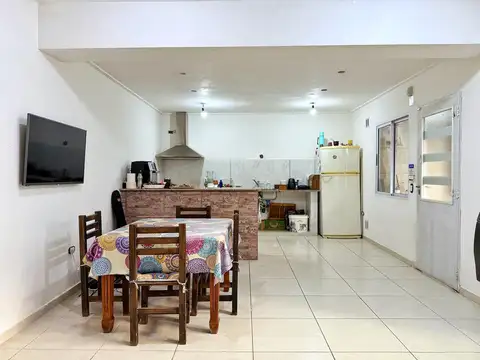 Casa en Venta en La Plata, USD 145.000