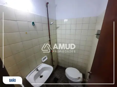 Oficina en Alquiler en Centro, $ 135.000