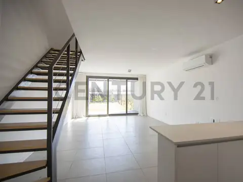 Barrio Cerrado Townhouse Oliden Joven EIDICO Pileta Solarium Parrilla Jardín Cochera - Del Viso