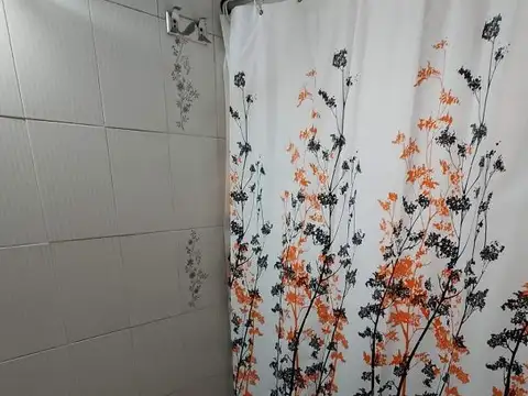 Depto Tipo Casa en Venta en Temperley, USD 65.000