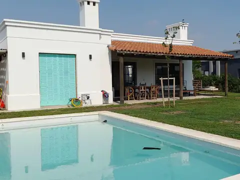 Casa en Venta en San Sebastian, USD 230.000
