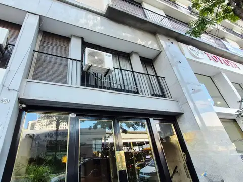 Venta departamento Recoleta 3 ambientes con terraza, dependencia, cochera y vigilancia