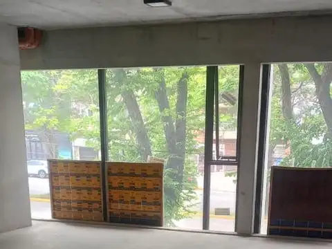 Oficina en Alquiler al Este