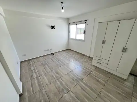 Departamento en Alquiler en Temperley, $ 350.000