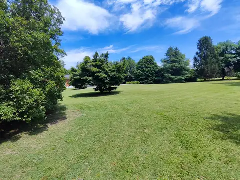 Casa 6 ambientes con 2 baños