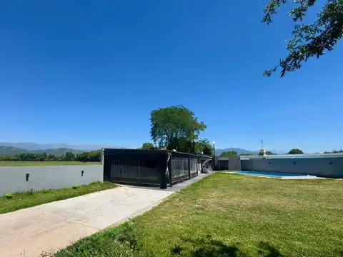 Casa en Venta en Zona Centro, USD 220.000