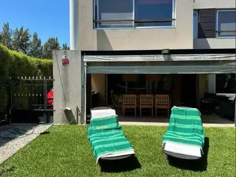 Barrio Cerrado Lago Escondido