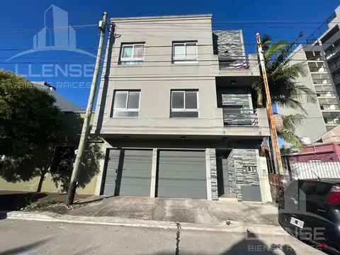 Departamento 3 ambientes con cochera y parrilla en venta - Berazategui