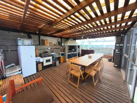 Depto Tipo Casa en Venta de 3 dormitorios