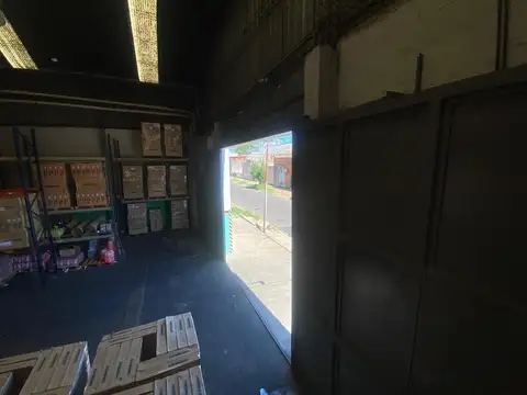 VENTA DEPOSITO GALPON ACCESO OESTE Y GENERAL PAZ