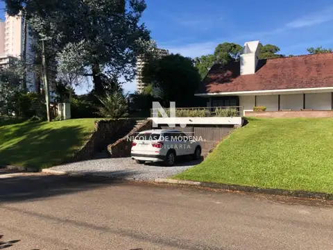 Casa 9 ambientes con 9 baños