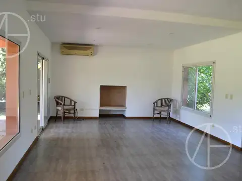 Casa en Venta al Oeste