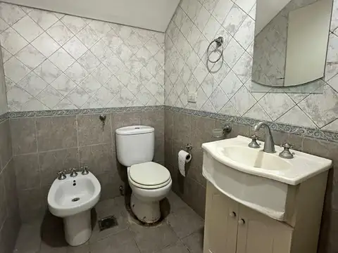 VENTA | MERLO CENTRO | DEPTO 2 AMB + COCHERA | US$ 49000