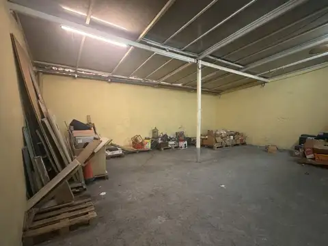 Galpon en Alquiler en Saavedra, USD 3.200