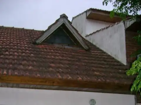 Impecable dúplex 3 ambientes, con patio y parrilla - San Bernardo Del Tuyu