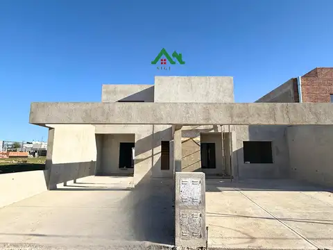 Casa tipo Dúplex en venta en Docta Avenida 2 – 2 dormitorios, patio con asador y cochera doble (a estrenar)