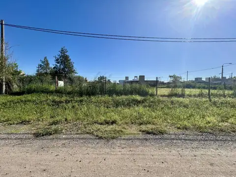 Tobas y Canales , Piso 0