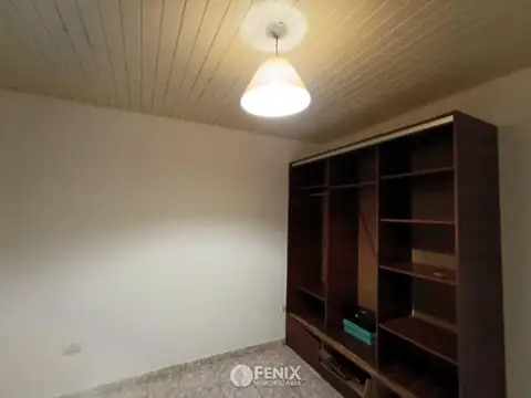 Casa en Alquiler con 1 cochera